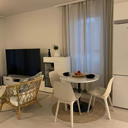 Cozy Close To The Beach Apartment
